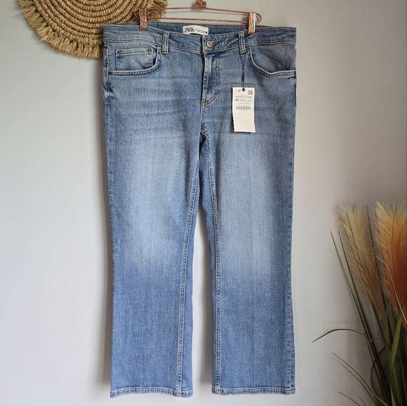 ZARA, New, The Low Rise Cropped Kick Flare Leg Jeans in Bleach, Size 12 - Picture 10 of 10